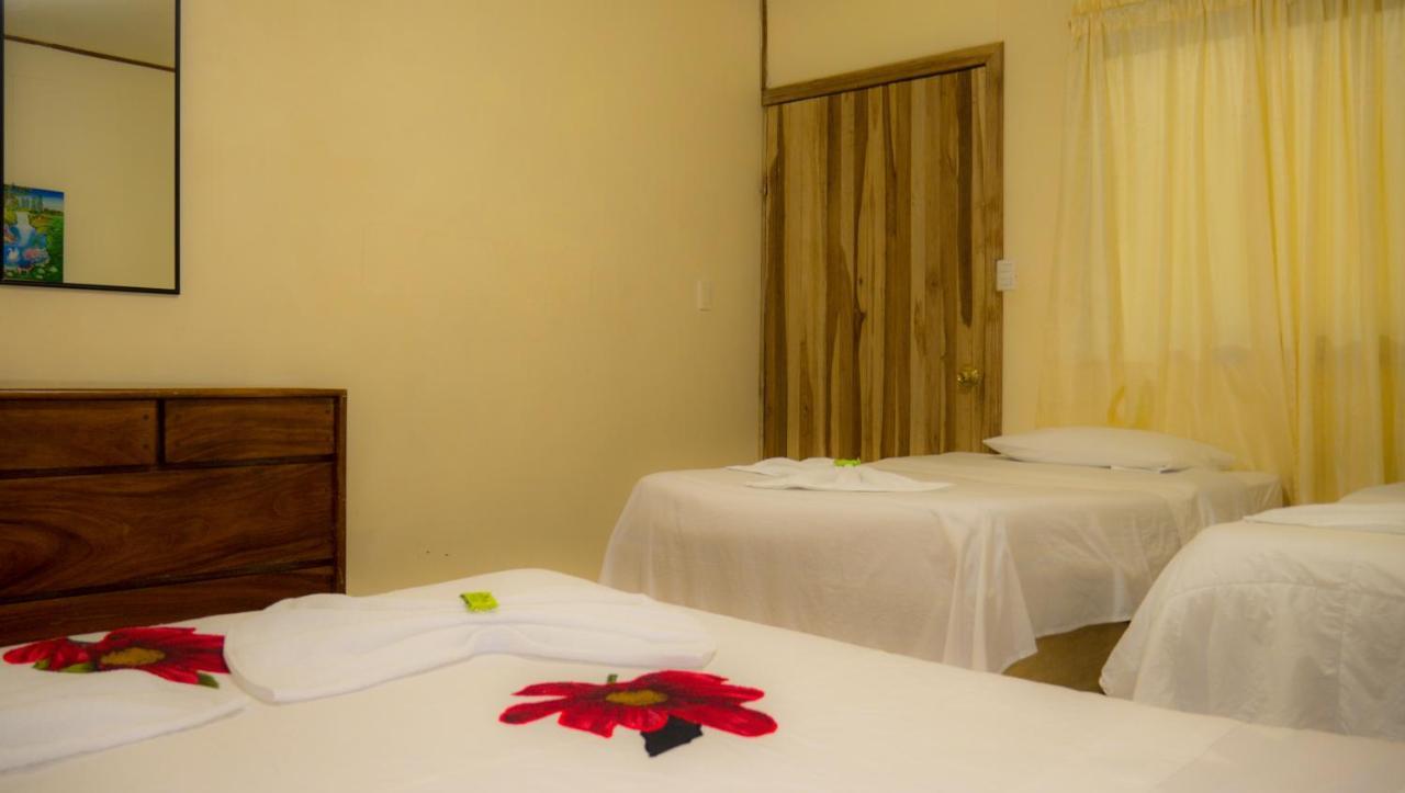 Monte Los Lirios Lodge Monteverde Екстер'єр фото