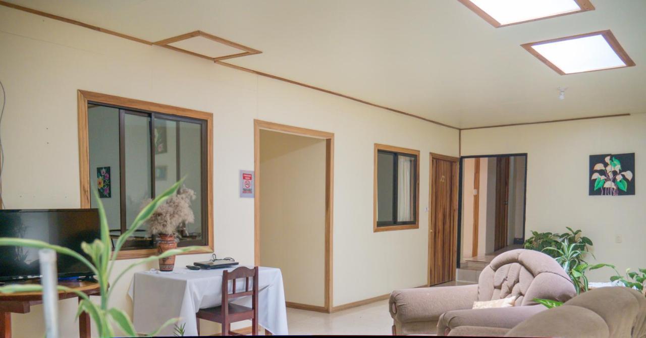 Monte Los Lirios Lodge Monteverde Екстер'єр фото