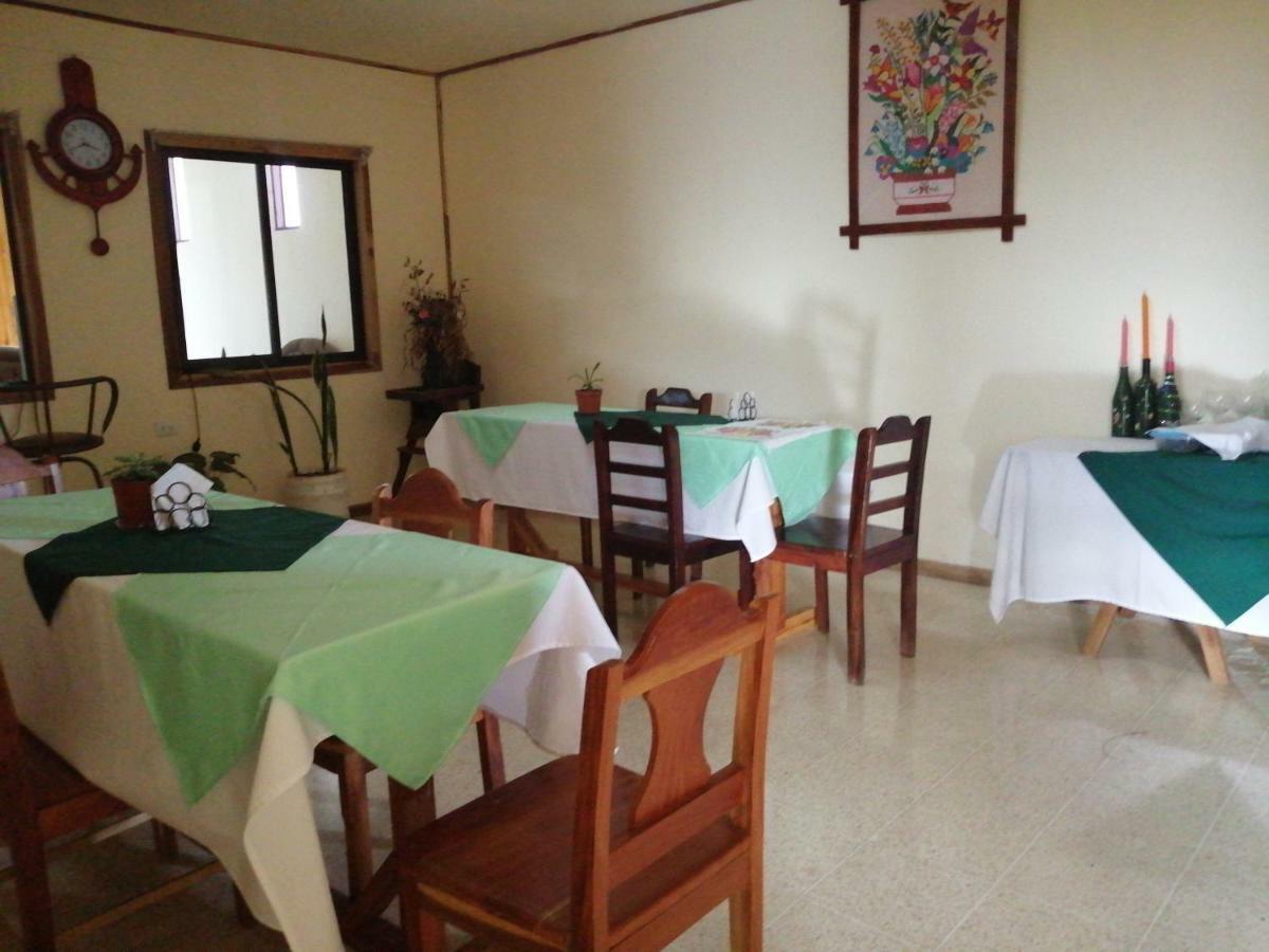 Monte Los Lirios Lodge Monteverde Екстер'єр фото
